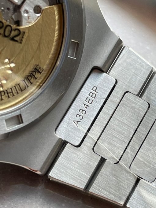 Replica PATEK PHILIPPE Nautilus 5711 3KF 1:1 Best Edition Tiffany Blue Dial on SS Bracelet A324 V2 - Image 12