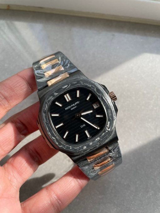 Replica PATEK PHILIPPE Nautilus 5711 DIW Carbon DIWF 1:1 Best Edition Black Textured Dial on Carbon/RG Bracelet 324CS - Image 3