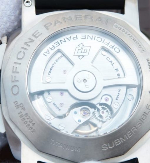 Replica Panerai XF PAM305 Titanium Black Rubber Strap P9000 - Image 5
