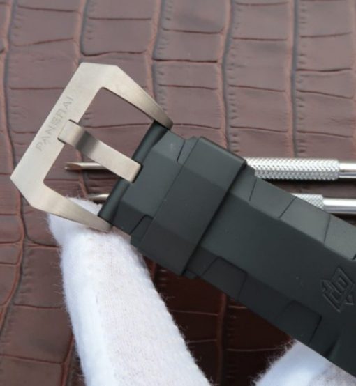 Replica Panerai XF PAM305 Titanium Black Rubber Strap P9000 - Image 6