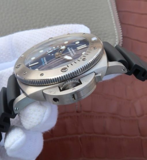 Replica Panerai XF PAM692 Titanium Blue Dial Rubber Strap P.9010 - Image 4