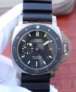 Replica Panerai VSF PAM389 Black Rubber Strap P.9000