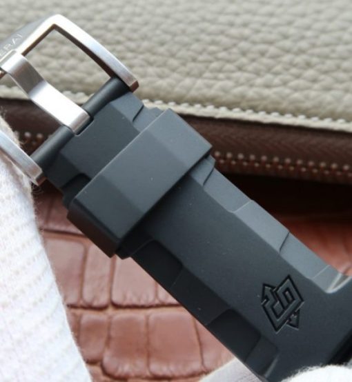 Replica Panerai XF Luminor Submersible PAM682 Rubber Strap P.9010 - Image 8