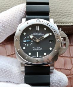 Replica Panerai XF Luminor Submersible PAM682 Rubber Strap P.9010