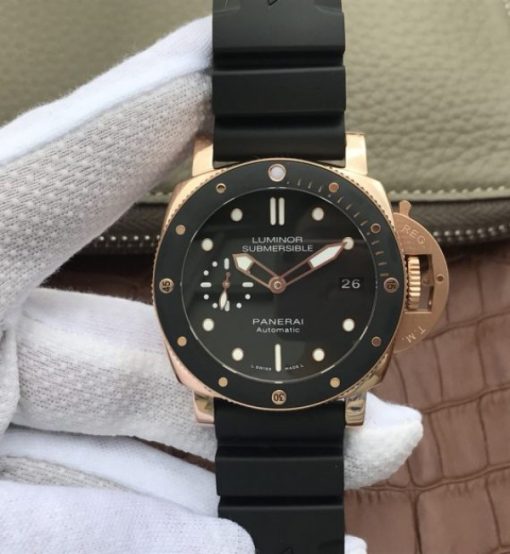 Replica Panerai XF PAM684 RG Luminor Submersible Rubber Strap P.9010
