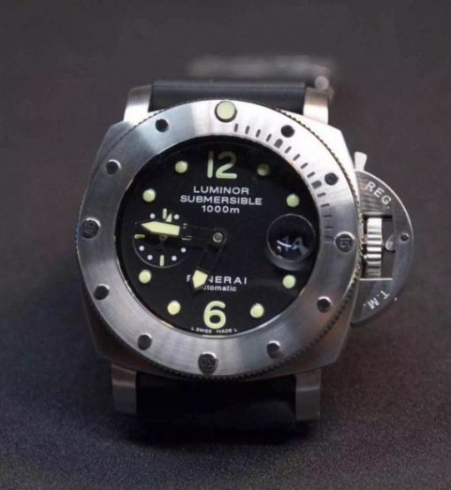 Replica Panerai Luminor Submersible PAM243 Black Dial Rubber Strap P.9010