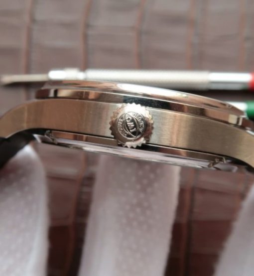 Replica IWC Portuguese Tourbillon Power Reserve Moonphase White Dial - Image 4