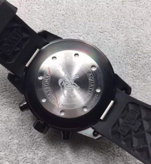 Replica IWC V6 Aquatimer Chronograph Black Rubber Strap - Image 3
