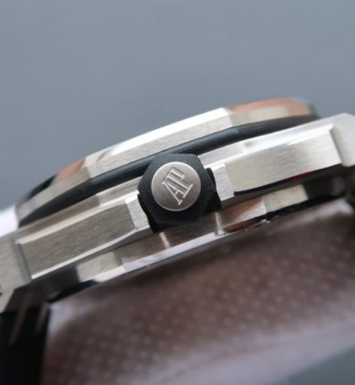 Replica Audemars Piguet JF Royal Oak Offshore Diver 15710 Black Dial Rubber Strap A3120 - Image 3