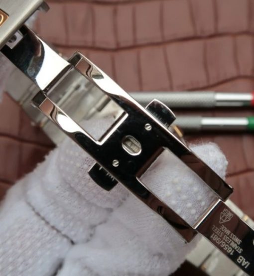 Replica Omega V6 Constellation 35mm White MOP Dial Diamonds Bezel SS Bracelet A2500 - Image 7