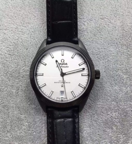 Replica Omega Globemaster Master DLC White Dial Leather Strap A8900