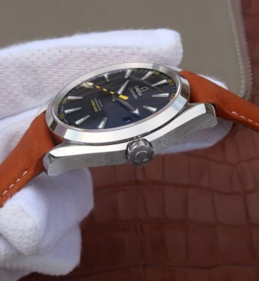 Replica Omega XF Aqua Terra 15,000 Gauss Anti-Magnetic Leather Strap A8500 - Image 4