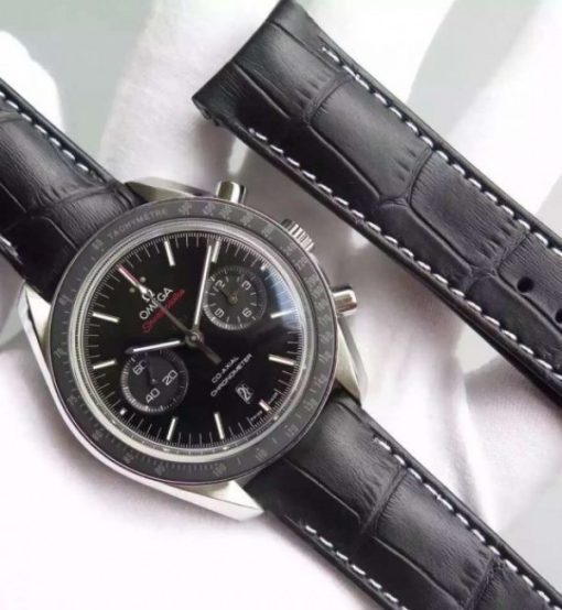 Replica Omega Speedmaster Moonwatch Chrono Dark Side Of The Moon Leather A9300 - Image 8