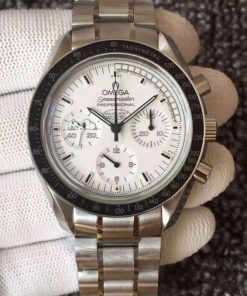 Replica Omega Speedmaster Snoopy White Dial SS Bracelet Manual Winding Chrono Movement