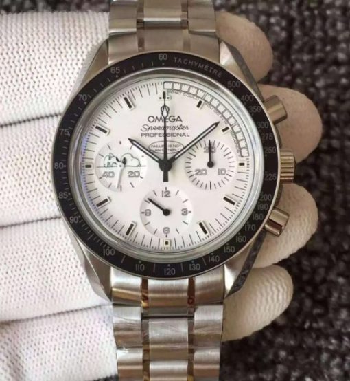 Replica Omega Speedmaster Snoopy White Dial SS Bracelet Manual Winding Chrono Movement