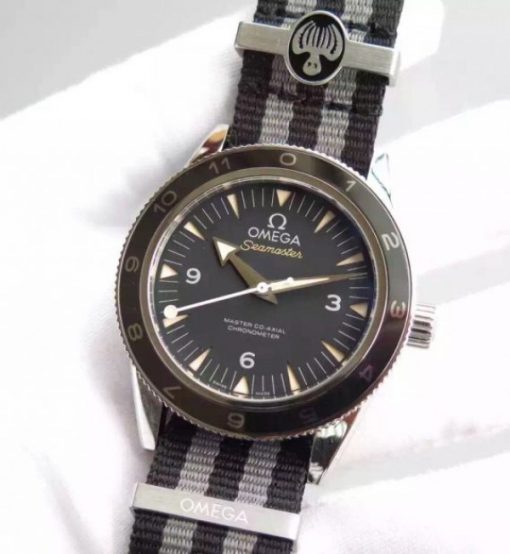 Replica Omega XF Seamster 300 Spectre Limited Edition Big Octopus Nylon Strap A8400 - Image 2