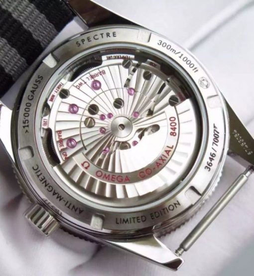 Replica Omega XF Seamster 300 Spectre Limited Edition Big Octopus Nylon Strap A8400 - Image 6