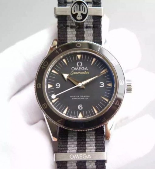 Replica Omega XF Seamster 300 Spectre Limited Edition Big Octopus Nylon Strap A8400