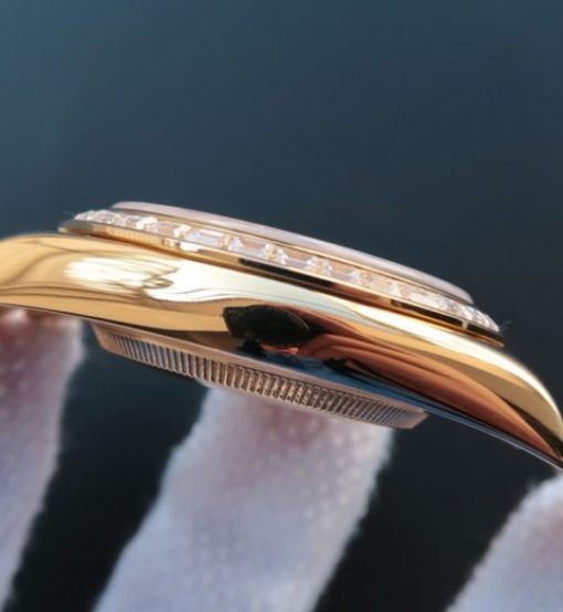 Replica Rolex Day-Date II RG Gold Dial Diamonds Bezel White/Red Crystal Markers RG Bracelet A3255 - Image 4