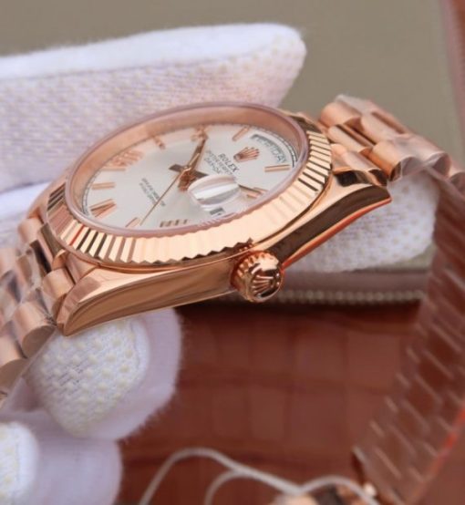 Replica Rolex Day-Date 40mm 228235 RG Noob White Dial Roman Markers RG Bracelet A3255 - Image 8
