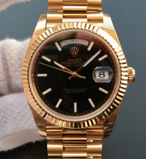 Replica Rolex Day-Date 40mm 228235 RG EW Black Dial RG SS Bracelet A3255
