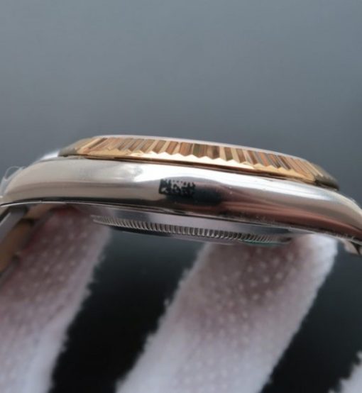 Replica Rolex DateJust II 41mm SS/YG YG Dial Lumed Marker SS/YG Bracelet A3136 - Image 4