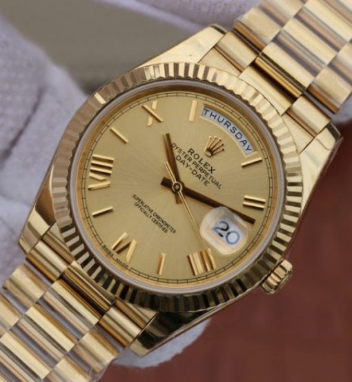 Replica Rolex Day-Date 40mm 228238 YG Dial Roman Markers YG Bracelet A3255 - Image 2