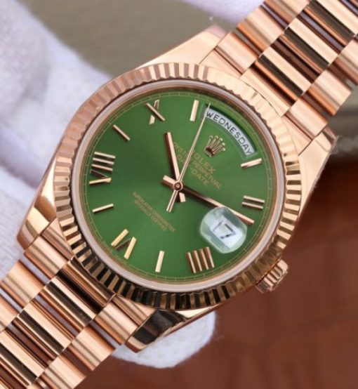 Replica Rolex Day-Date 40mm 228235 RG Noob Green Dial Roman Markers RG Bracelet A3255 - Image 2