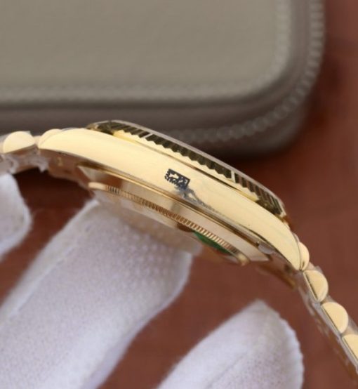 Replica Rolex Day-Date 40mm 228238 YG Noob YG Dial Lume Markers YG Bracelet A3255 - Image 5