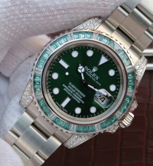 Replica Rolex Submariner 116610 LV Full Paved Diamonds Bezel Noob A2836 - Image 2