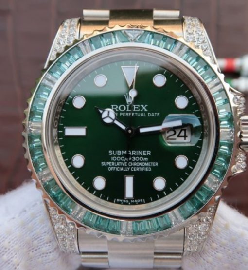 Replica Rolex Submariner 116610 LV Full Paved Diamonds Bezel Noob A2836 - Image 3