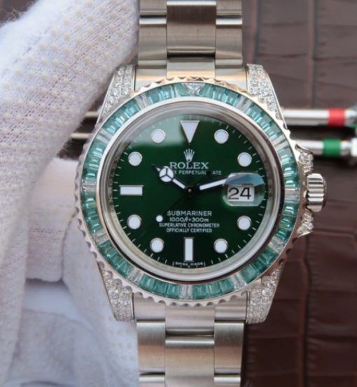Replica Rolex Submariner 116610 LV Full Paved Diamonds Bezel Noob A2836