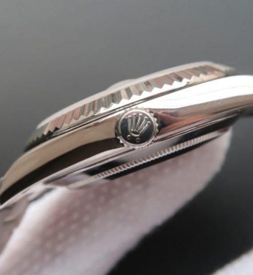 Replica Rolex Day-Date II SS Silver Dial SS Bracelet A3255 - Image 4