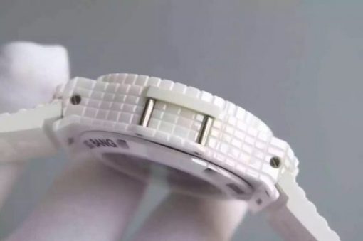 Replica Hublot Big Bang Caviar Chrono 44mm White Ceramic White Dial Rubber Strap A7750 - Image 6