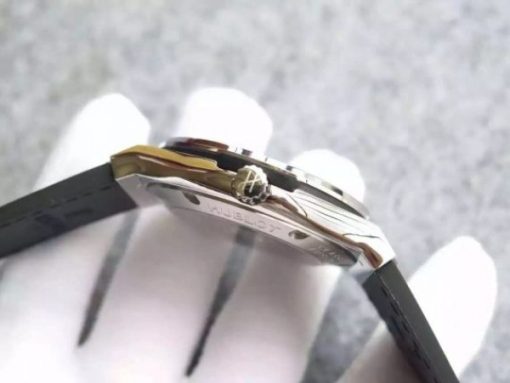 Replica Hublot Classic Fusion Tourbillon 45mm TF Skeleton Dial Black Gummy Strap A23J - Image 5