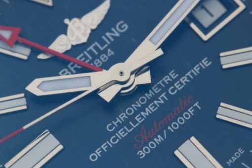 Replica Breitling Avenger GMT SS GF Blue Dial Blue rubber Strap A2836 - Image 3