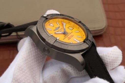 Replica Breitling Avenger II Seawolf PVD GF Yellow Dial Black Nylon Strap A2824 - Image 5