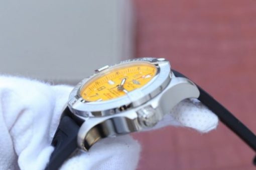 Replica Breitling Avenger II Seawolf SS GF Yellow Dial Black Rubber Strap A2824 - Image 7