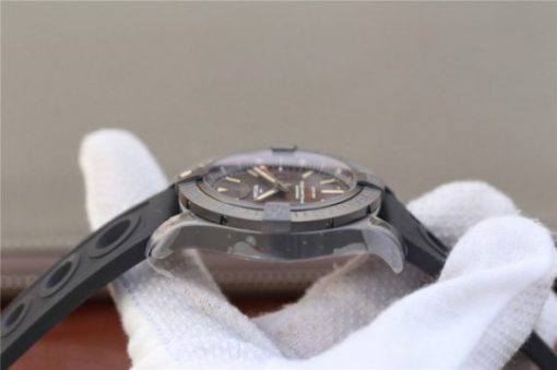 Replica Breitling Avenger BlackBird 44mm DLC GF Titanium Case Black Dial Rubber Strap A2824 - Image 7