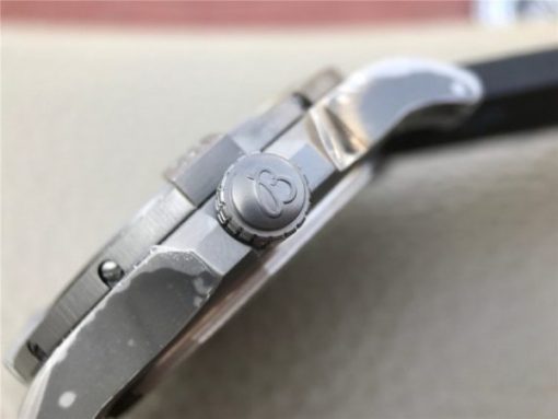 Replica Breitling Avenger BlackBird 44mm DLC GF Titanium Case Black Dial Rubber Strap A2824 - Image 9