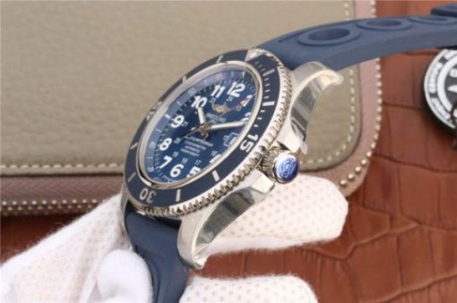 Replica Breitling SuperOcean  II 44mm GF Blue Dial Blue Rubber Strap A2824 - Image 7