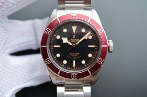 Replica Tudor Heritage Black Bay ZF Bracelet Red A2824 V7