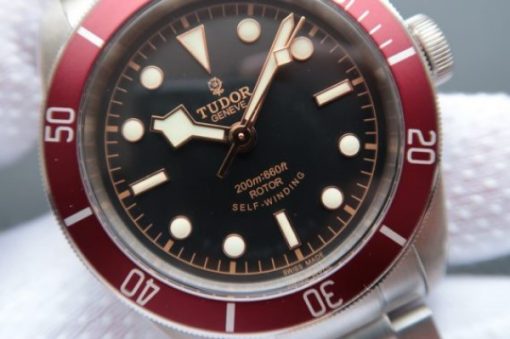 Replica Tudor Heritage Black Bay ZF Bracelet Red A2824 V7 - Image 3