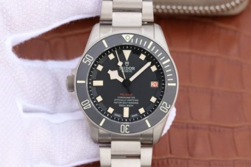 Replica Tudor Pelagos LHD XF 25610TNL Black Dial Titanium Bracelet A2824