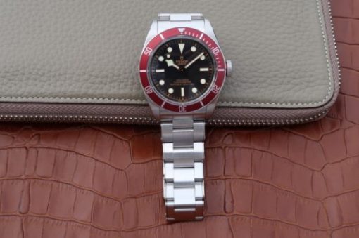 Replica Tudor Heritage 2016 Black Bay Shield ZF Red SS Bracelet A2824 - Image 8