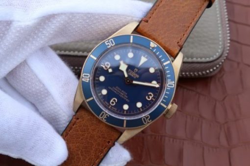 Replica Tudor Heritage Black Bay Bronze Blue ZF Aged Brown Leather Strap A2824 - Image 2