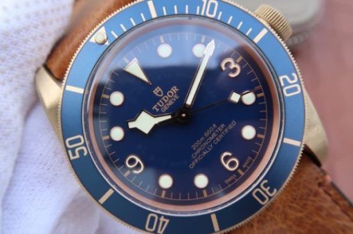 Replica Tudor Heritage Black Bay Bronze Blue ZF Aged Brown Leather Strap A2824 - Image 3
