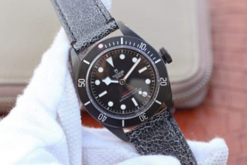 Replica Tudor Heritage Black Bay Dark DLC ZF Black Bezel Distressed Leather Strap A2824 - Image 2