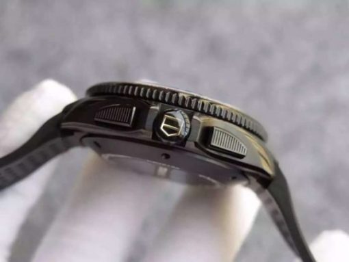 Replica Tag Heuer Grand Carrera Calibre 36 PVD 43mm Black Dial Black Rubber Strap A7750 - Image 5