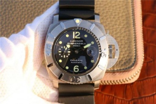 Replica Panerai Special Editions XF PAM194 Black Dial Rubber Strap A7750